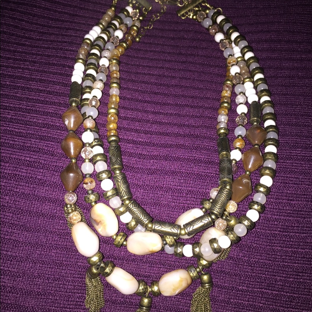 Premier Designs Tassle and bead Necklace